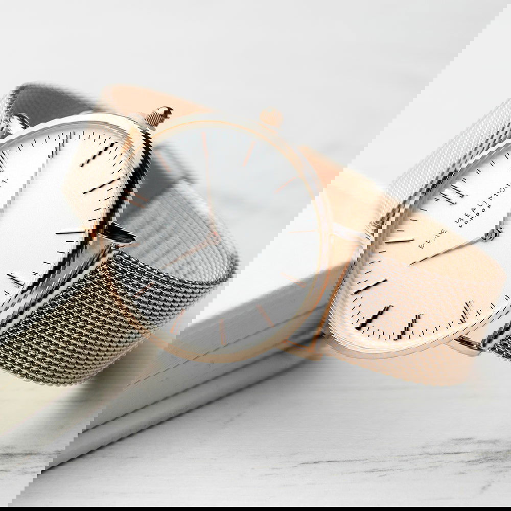 Ladies Personalized Watch In Rose Gold - Round - Lovesakes