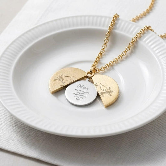 Lovebirds Reveal Locket: Personalized Hidden Message Necklace