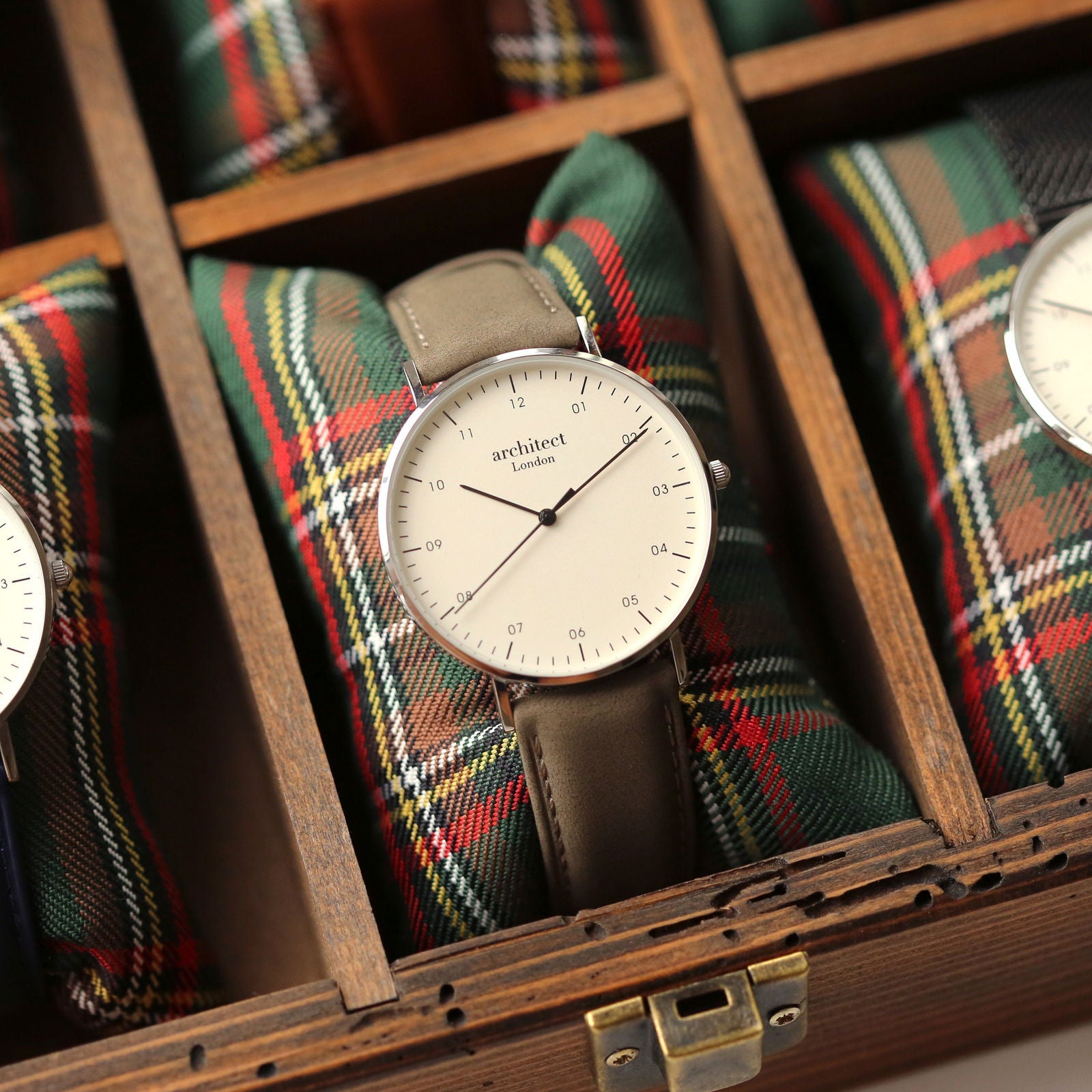 Men's Handwriting Engraved Watch - Architect Zephyr + Urban Grey - Lovesakes