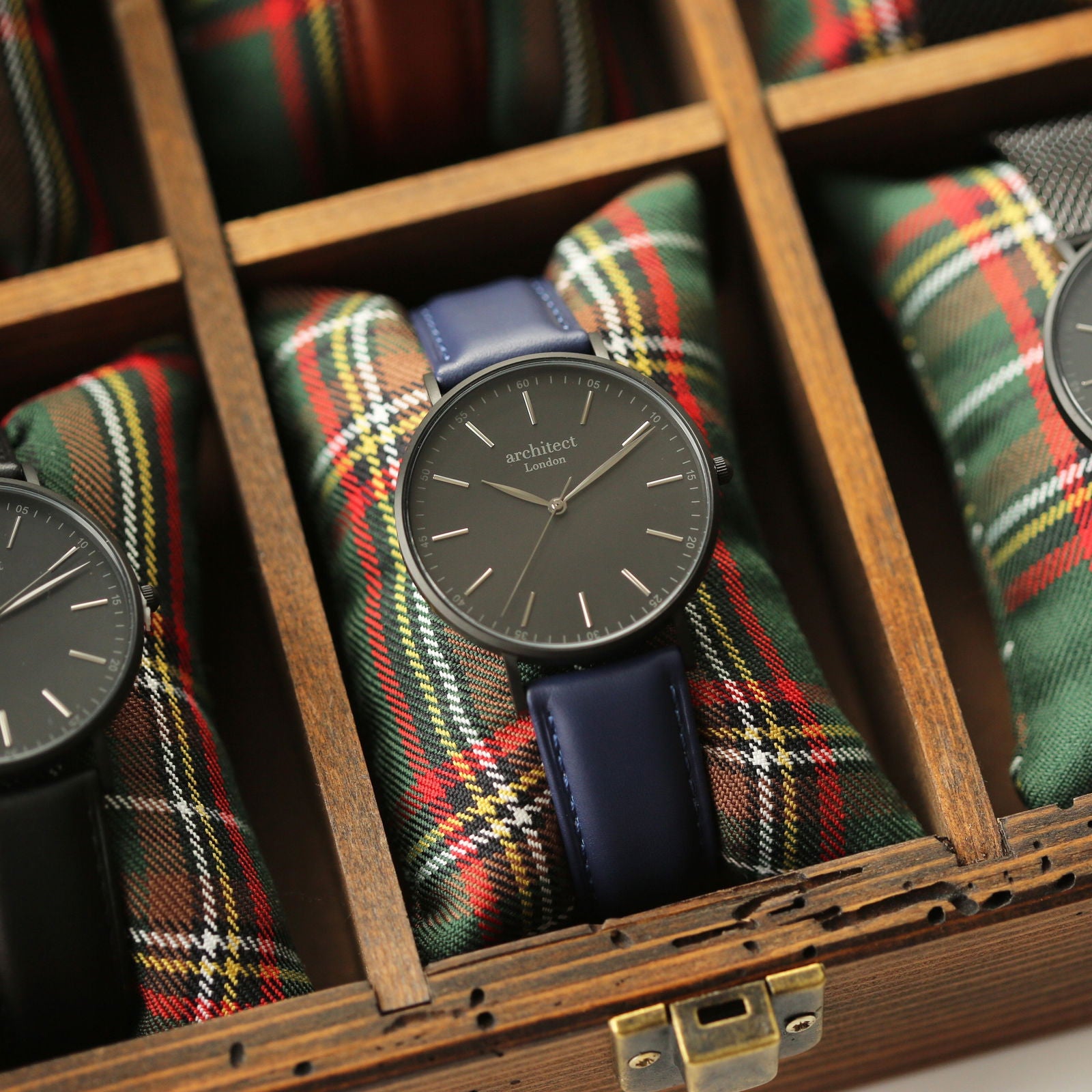 Men's Minimalist Engraved Watch In Admiral Blue - Lovesakes