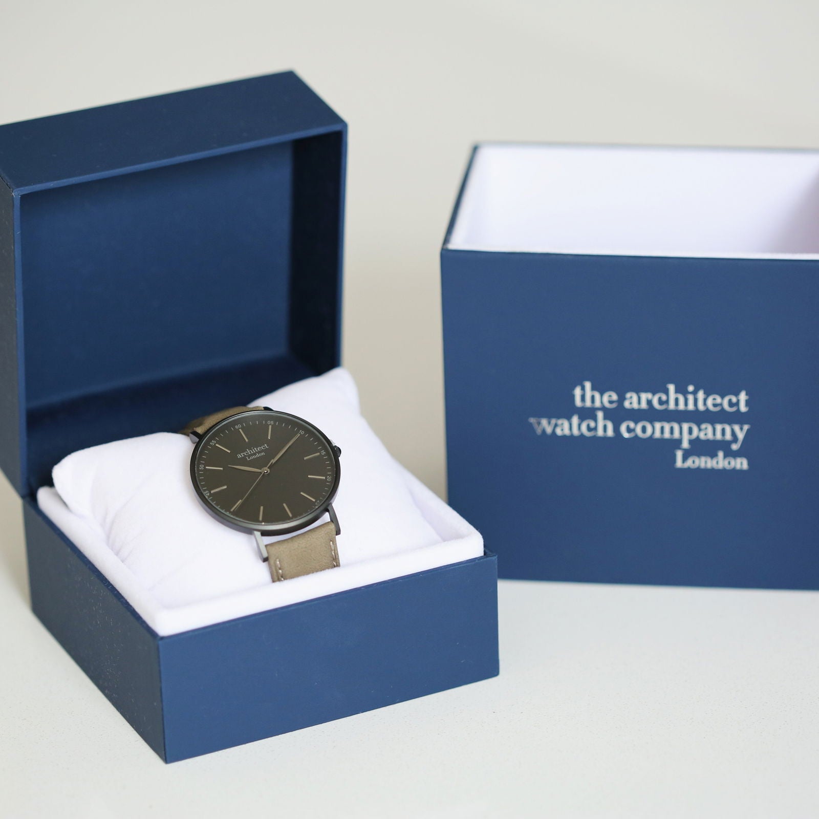 Men's Minimalist Engraved Watch In Urban Grey - Lovesakes