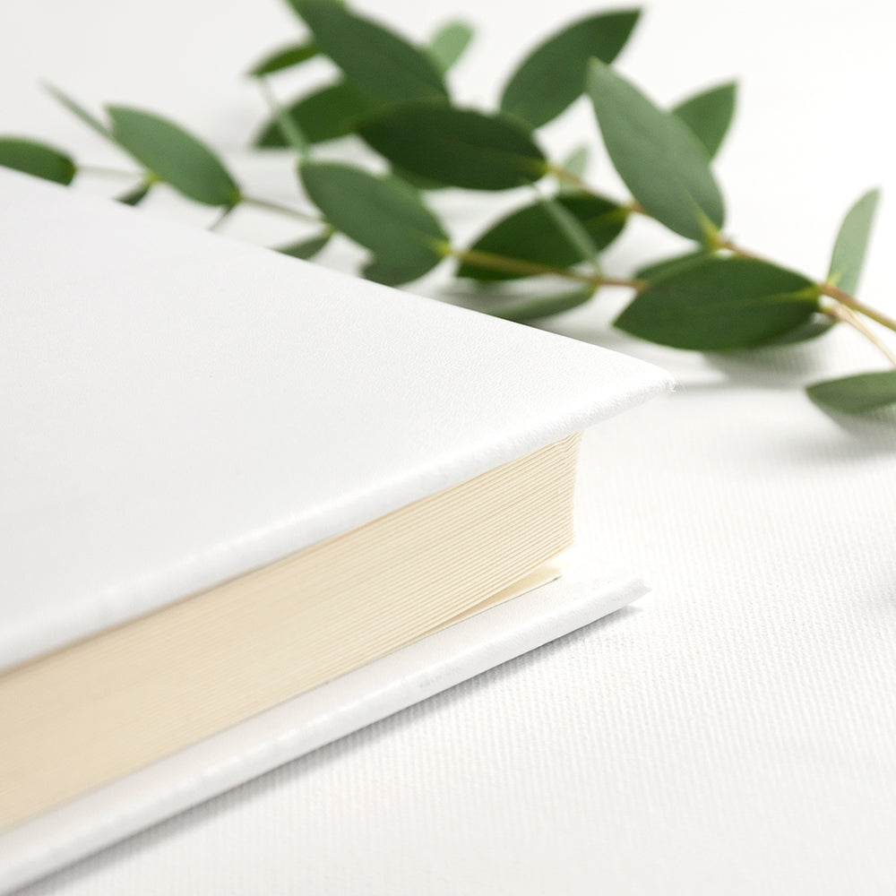 Personalized Photo Album in White Leather - Lovesakes