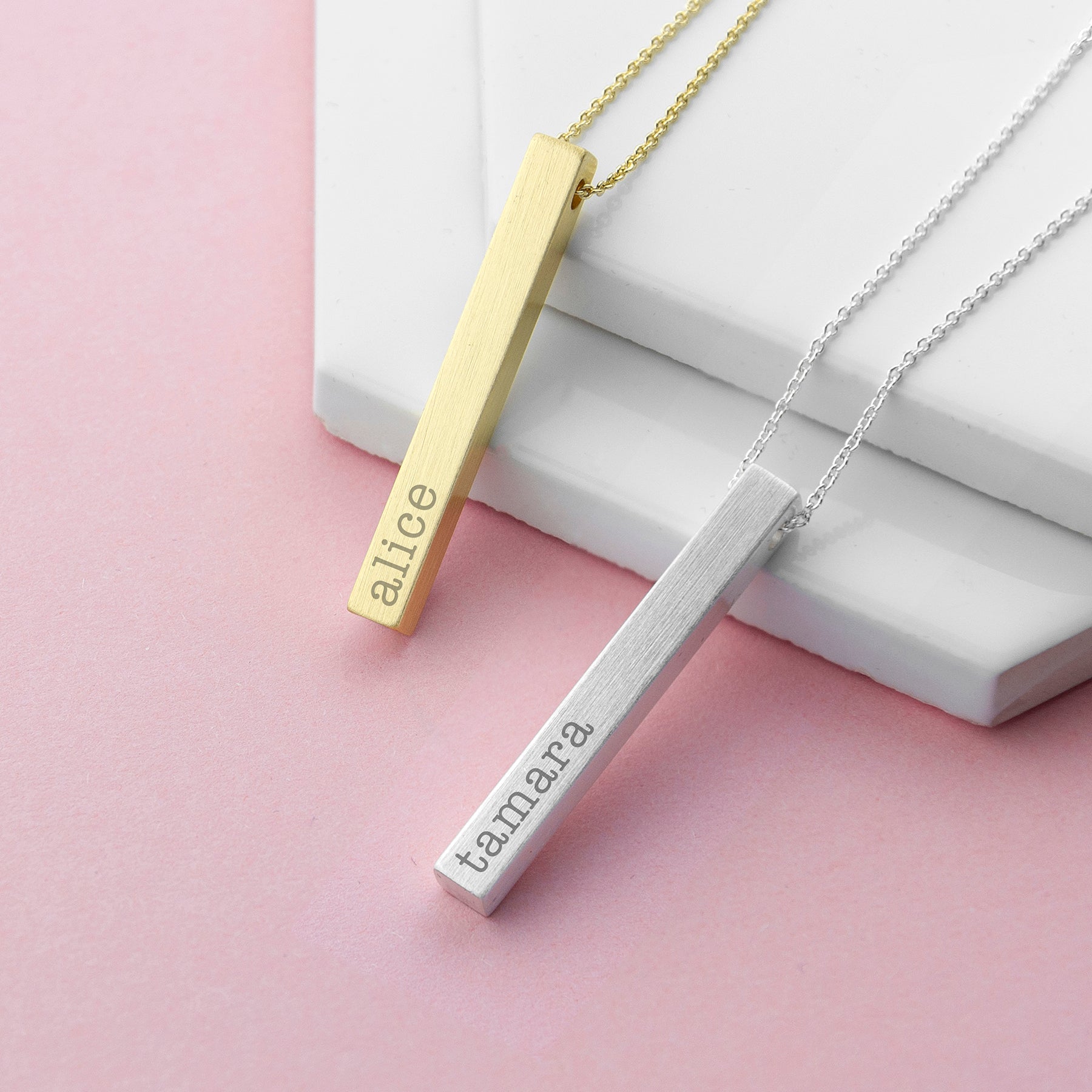 Personalized Matte Vertical Bar Necklace - Lovesakes