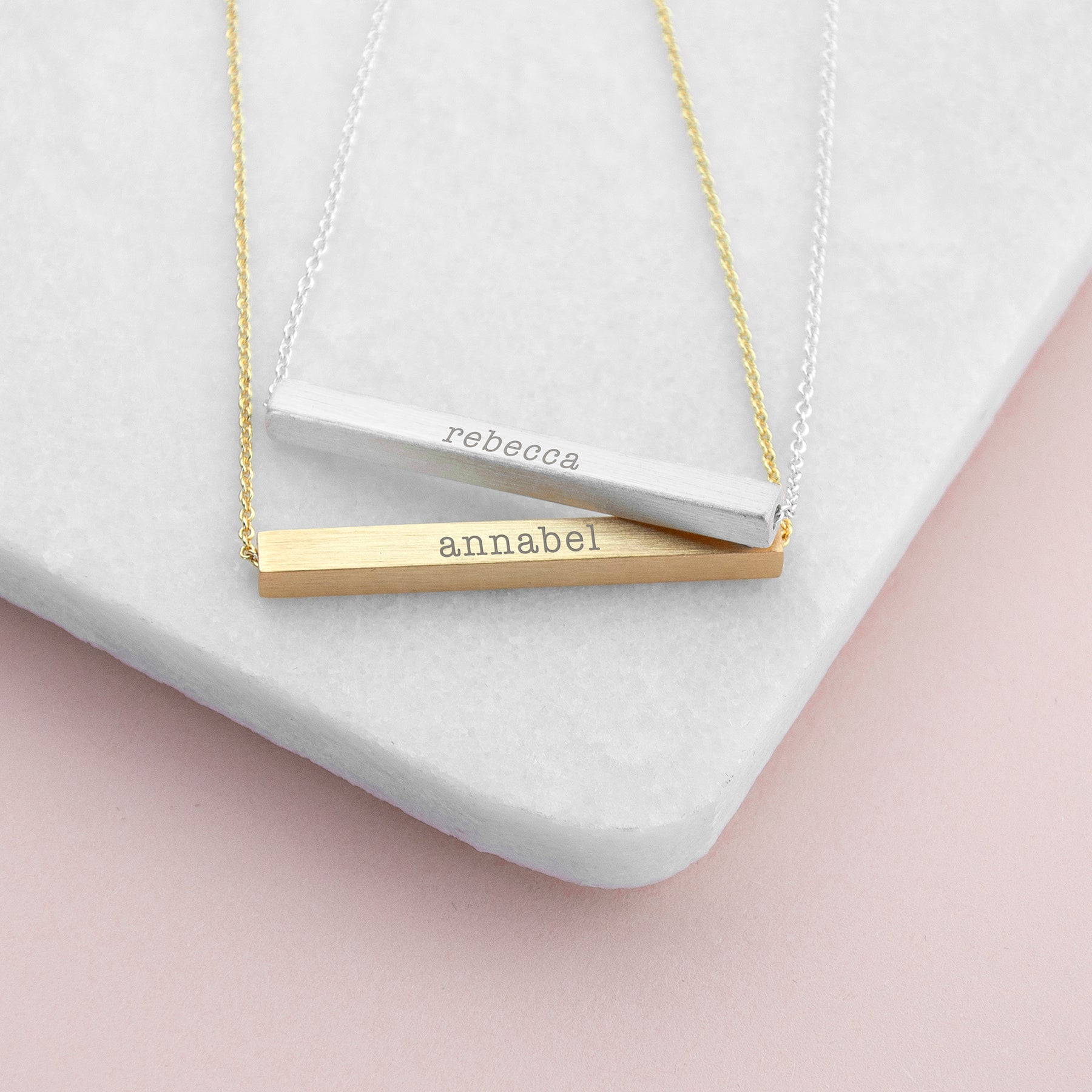 Personalized Horizontal Bar Necklace - Lovesakes