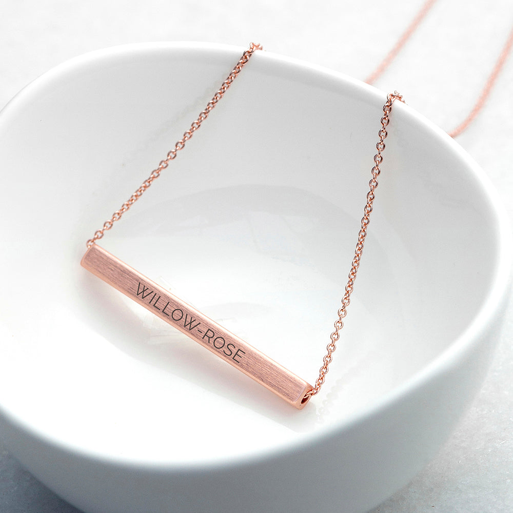 Personalized Horizontal Bar Necklace - Lovesakes