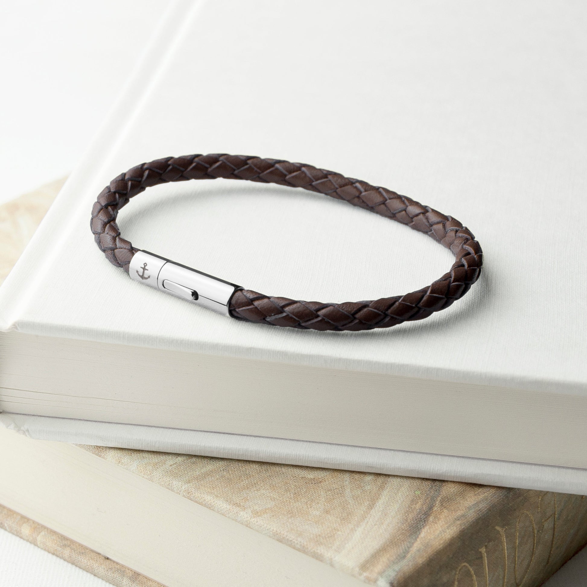 Personalized Men's Anchor Capsule Leather Bracelet - Lovesakes