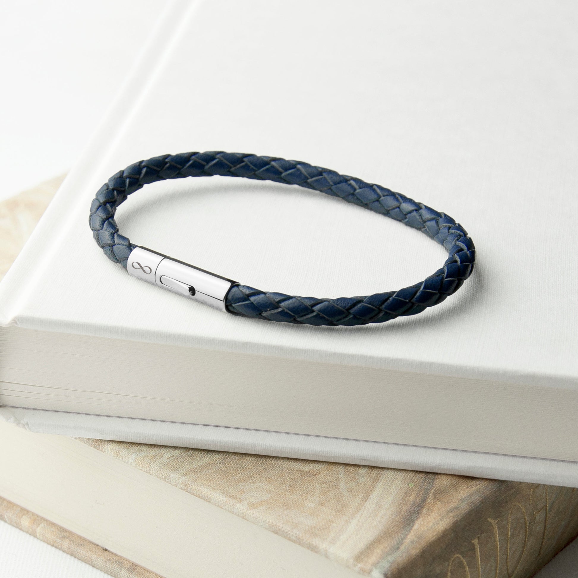 Personalized Men's Infinity Capsule Leather Bracelet - Lovesakes