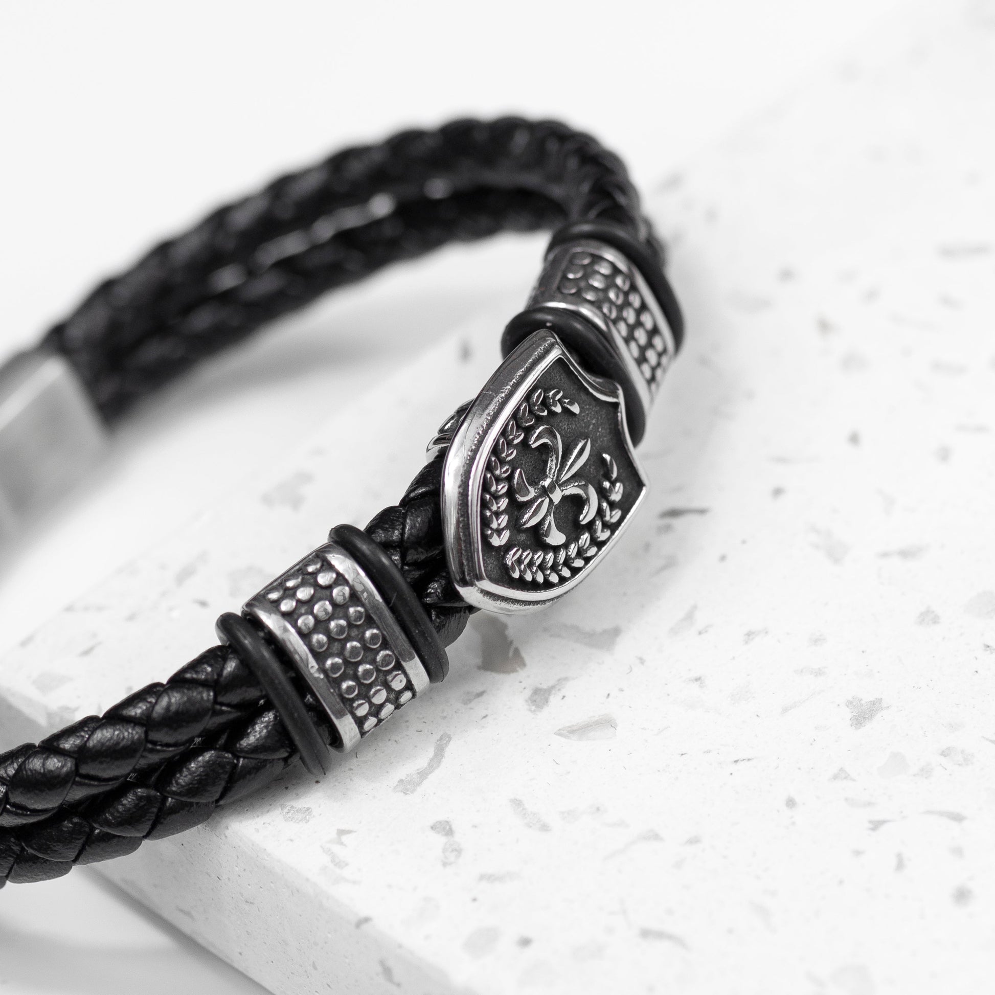 Personalized Men's Warrior Shield Leather Bracelet - Lovesakes