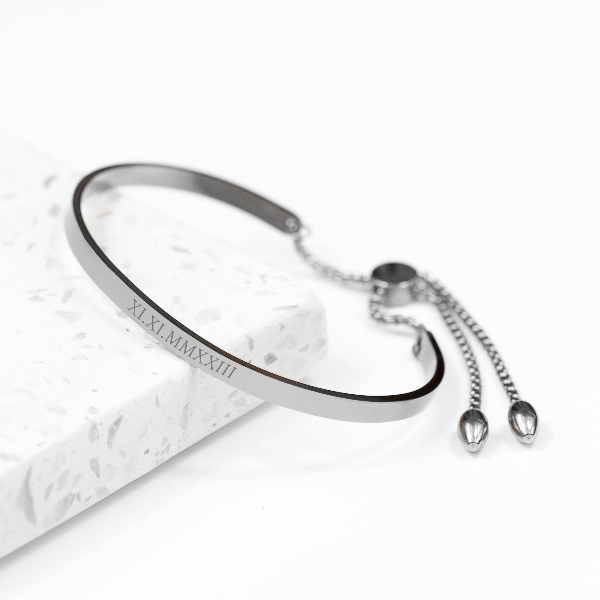 Personalized Silver Affirmation Bangle Bracelet - Lovesakes