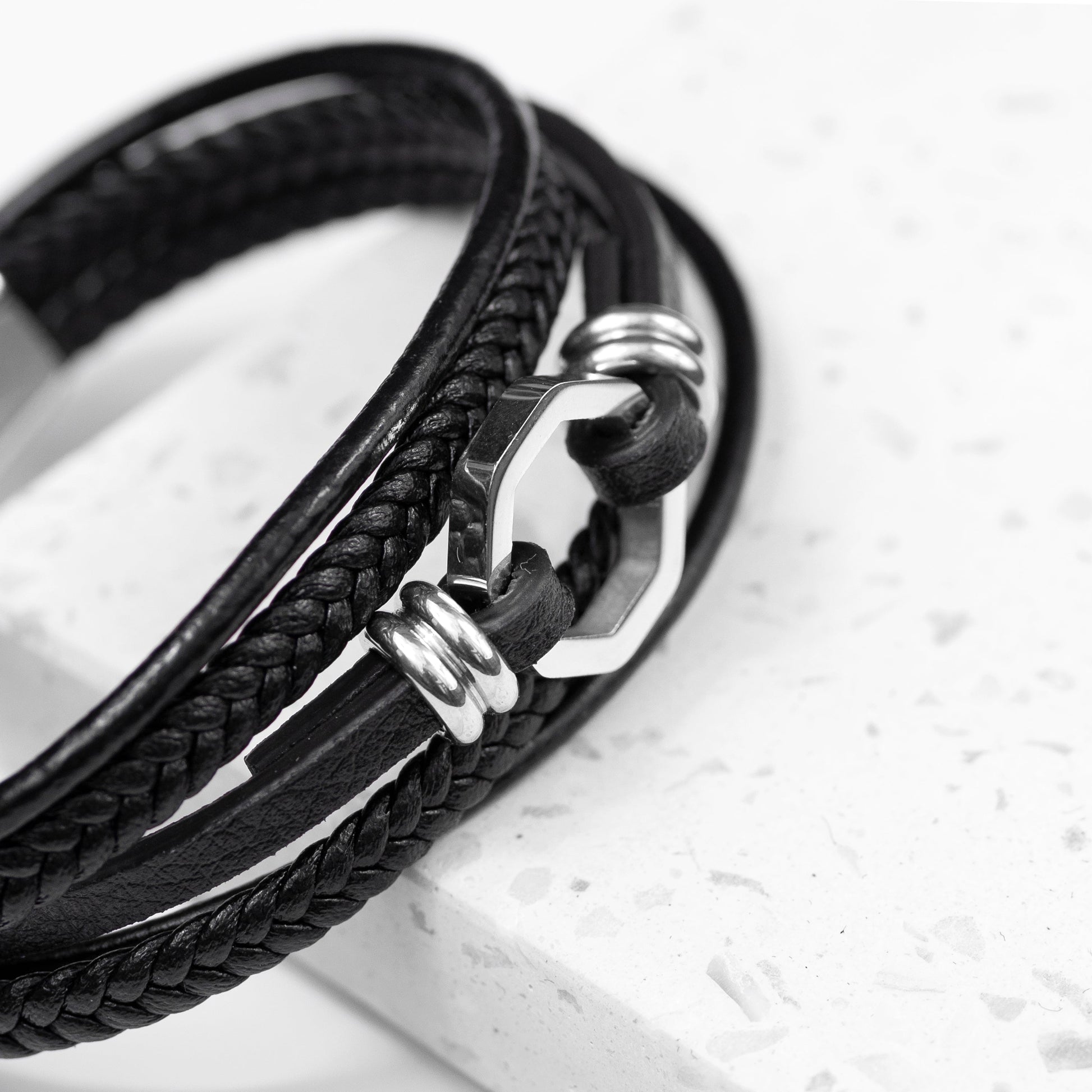 Personalized Men's Mayfair Leather Bracelet in Silver - Lovesakes