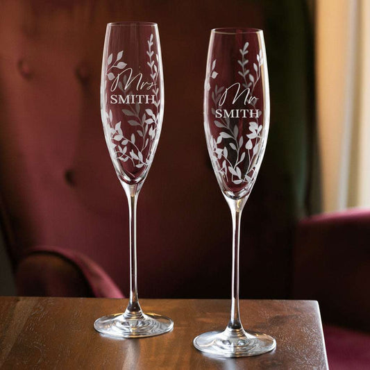 Two personalized champagne flutes with engraved names -personalized-champagne-flutes-set-of-2