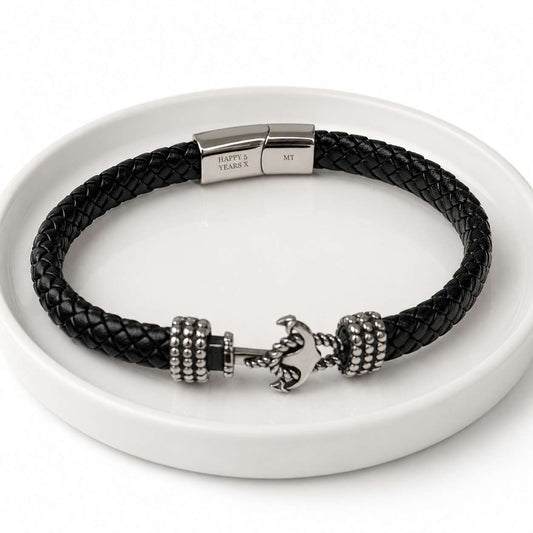 mens-anchor-leather-bracelet
