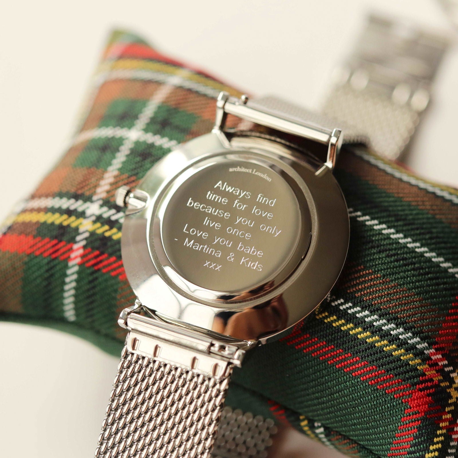 Men's Minimalist Engraved Watch - Steel Silver Mesh  Men's Watches Deeply Engraved