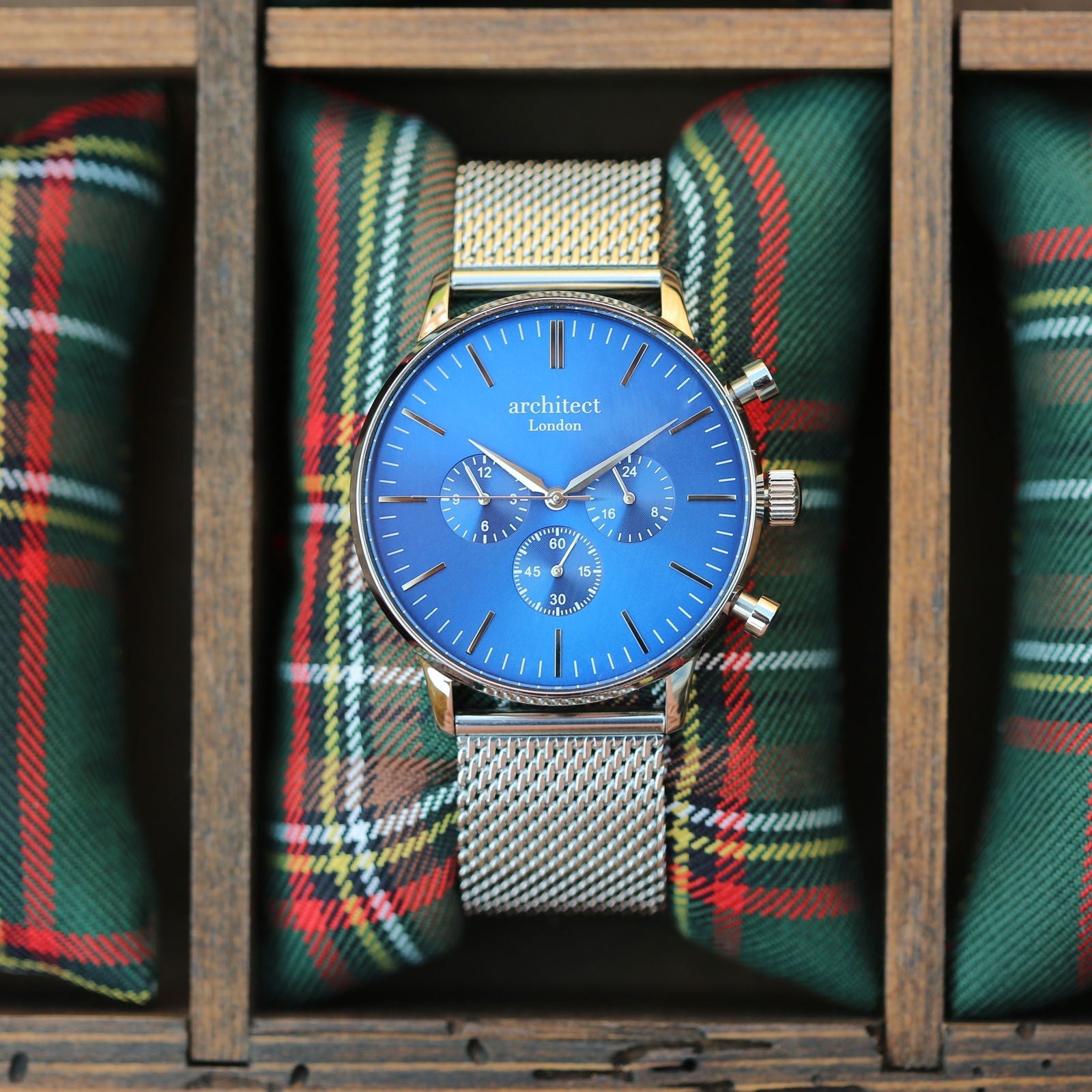 Meridian Signature – Handwriting Engraved Watch for Men  Men's Watches Deeply Engraved