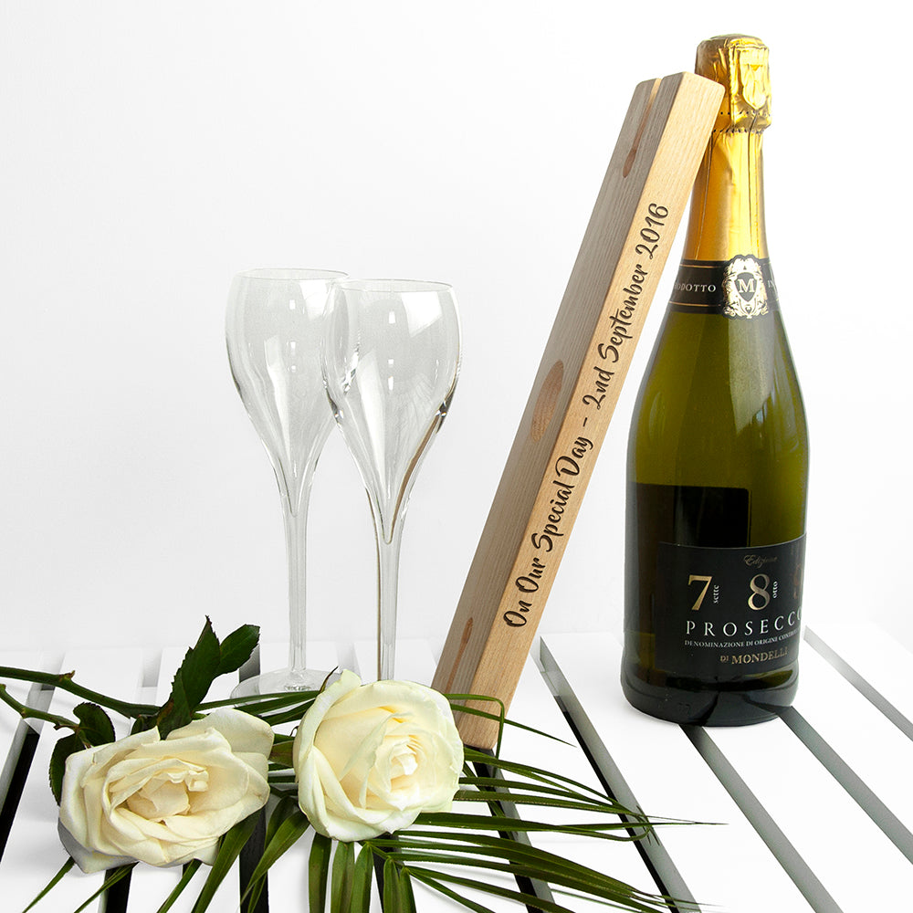 Personalised Welsh Wooden Champagne Holder - Lovesakes