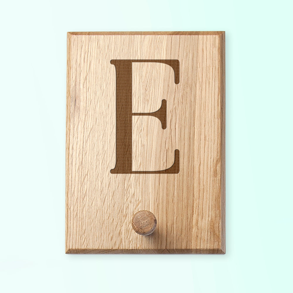 Personalized Wooden Peg Hook - Lovesakes